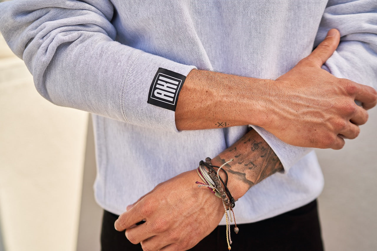 AKI CREW IN GREY - BLACK LOGO