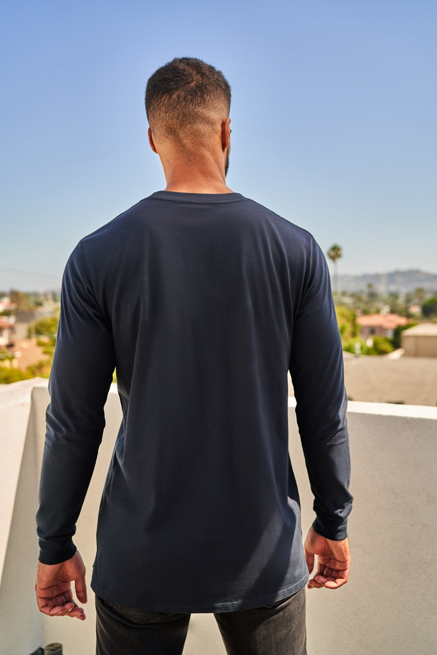 TALI TEE IN NAVY - BLACK LOGO