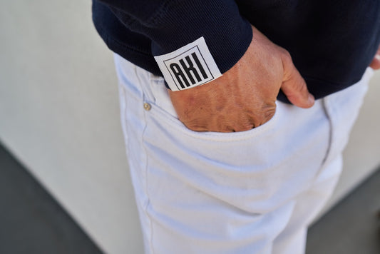 MAKI HOOD IN NAVY - WHITE LOGO