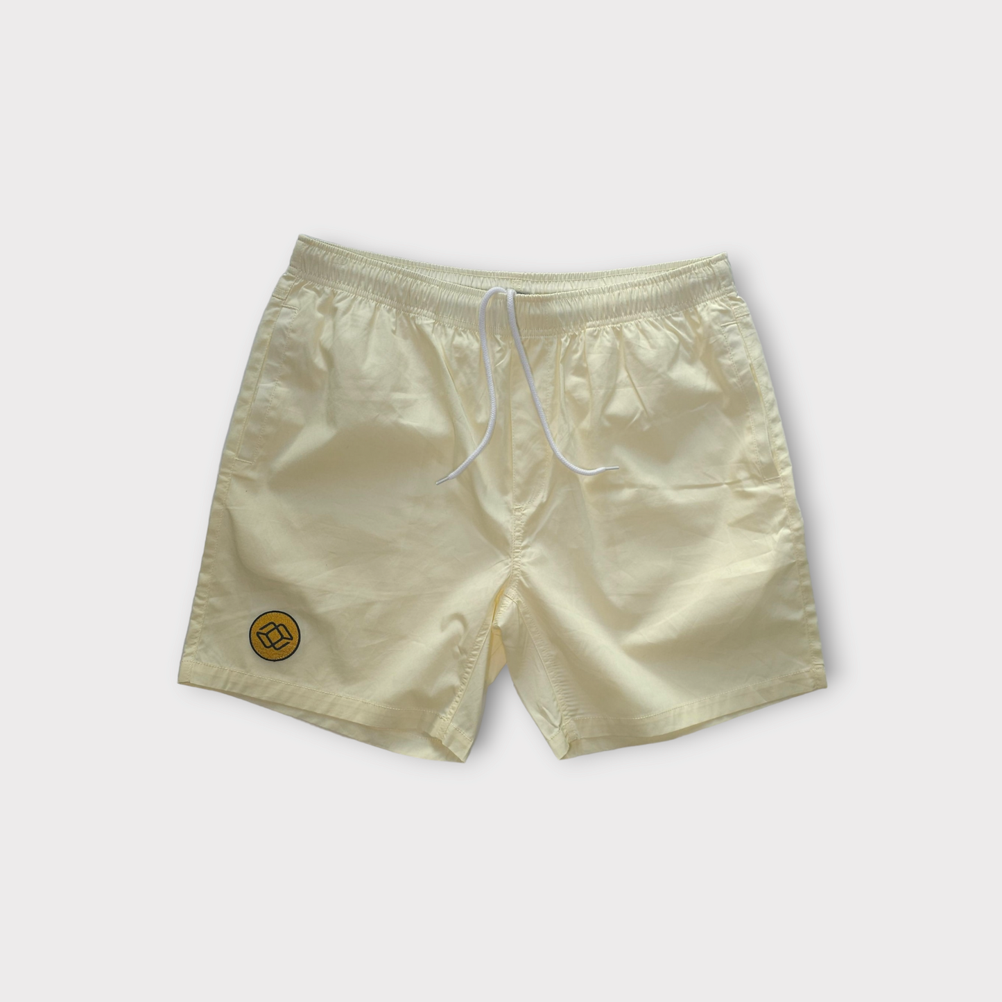 AKI x CHI - DAVI Shorts in Gold Coast