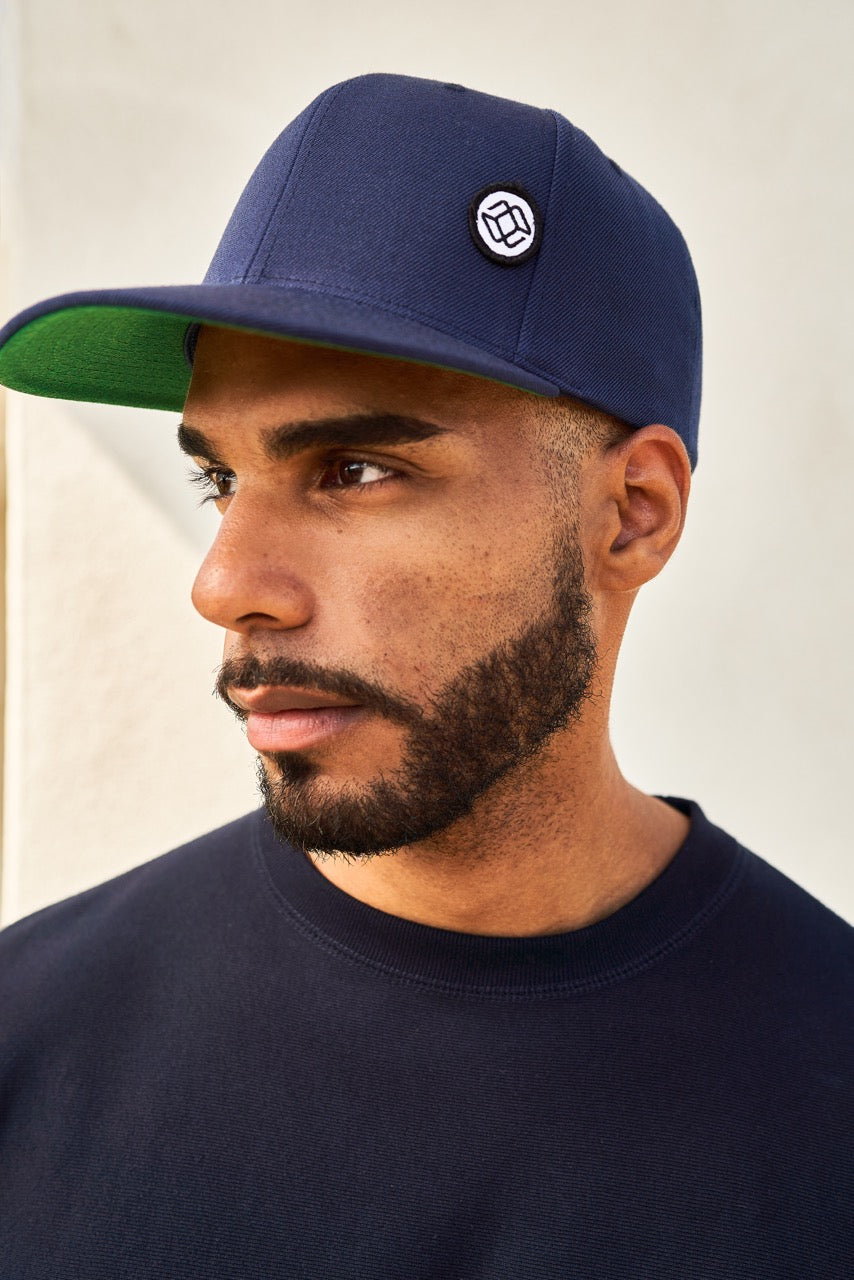 DAVI CAP IN NAVY - WHITE LOGO